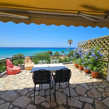 Corfu 45 דירה