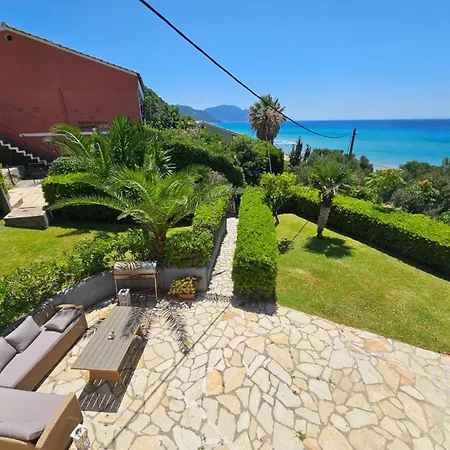 Corfu Menigos 45 * グリファダ