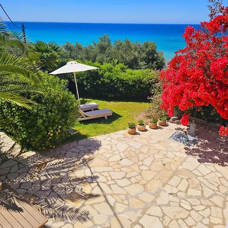 アパート Corfu Menigos 45 グリファダ